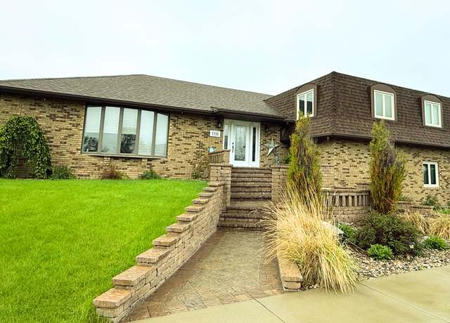 Property at 116 23rd St E, Williston, ND 58801, 4 beds, 3 baths