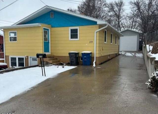 Property at 219 9th St NE, Jamestown, ND 58401, 4 beds, 2 baths
