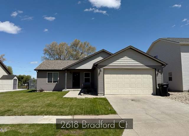 Property at 2618 Bradford Ct, Williston, ND 58801, 6 beds, 3 baths