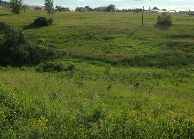 Property at 1811 8th Ave NW, Jamestown, ND 58401