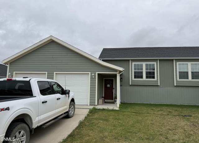 Property at 205 24th Ave NE, Watford City, ND 58854, 3 beds, 3.5 baths