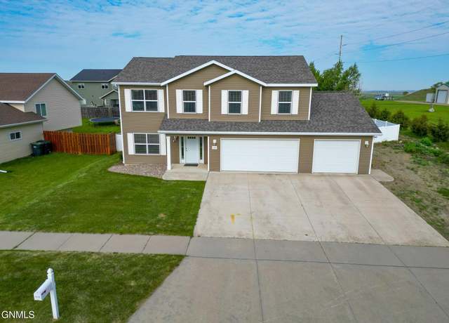 Property at 5115 37th Ave NW, Mandan, ND 58554, 4 beds, 2.5 baths