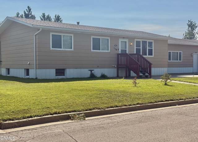 Property at 109 3rd Ave SE, Elgin, ND 58533, 5 beds, 2 baths