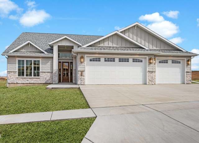 Property at 3946 Valley Dr, Bismarck, ND 58503, 3 beds, 2 baths