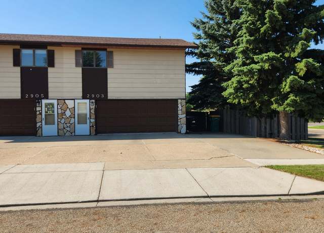 Property at 2903 Vancouver Ln, Bismarck, ND 58503, 3 beds, 2.5 baths