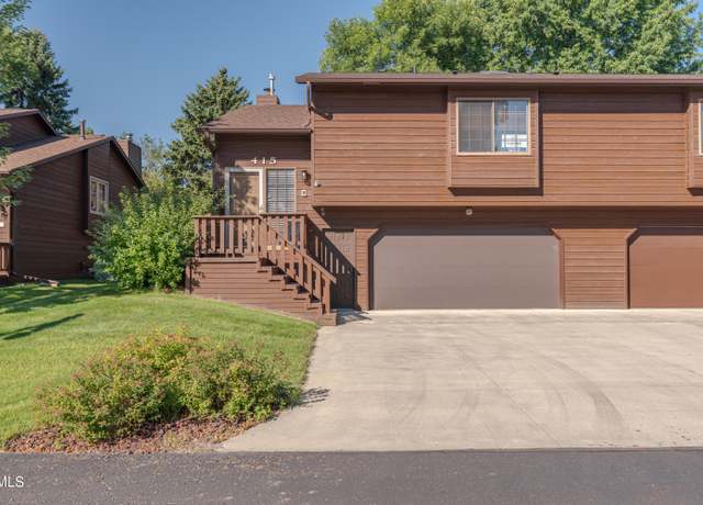Property at 415 Brandon Dr, Bismarck, ND 58503, 2 beds, 2.5 baths