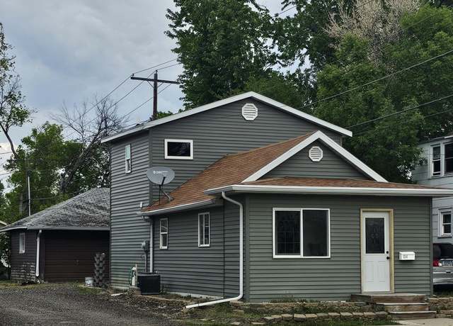 Property at 114 5th St NW, Jamestown, ND 58401, 2 beds, 1 bath