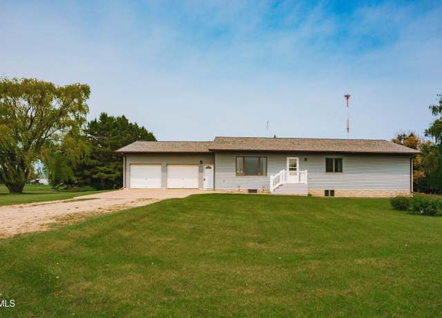 Property at 8550 38th St SE, Jamestown, ND 58401, 3 beds, 2 baths