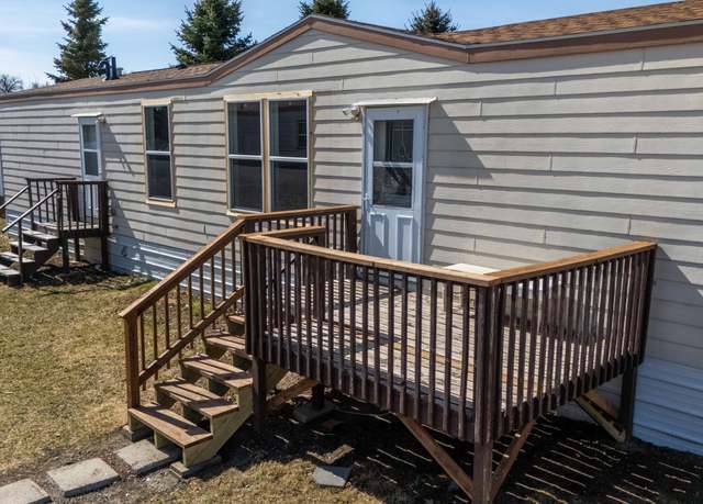 Property at 1203 Frontier Trl, Mandan, ND 58554, 2 beds, 2 baths