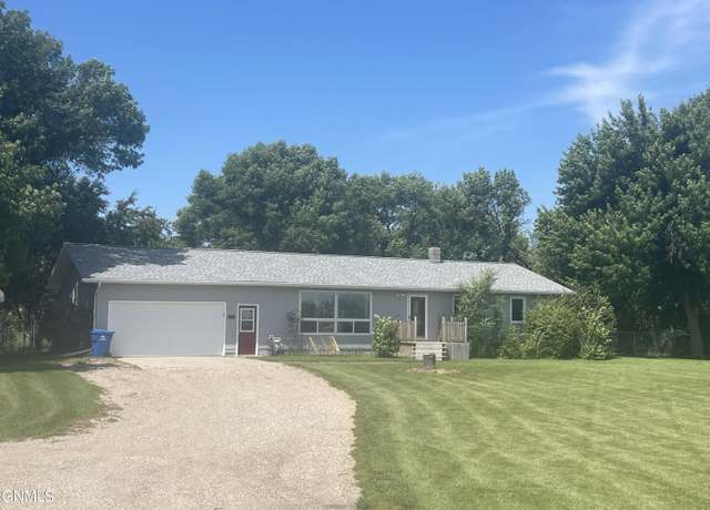 Property at 3253 Hwy 20, Jamestown, ND 58401, 5 beds, 2 baths