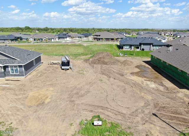 Property at 6025 Heritage Ridge Rd, Bismarck, ND 58503