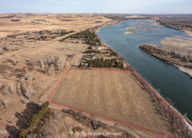 Property at 4670 Tomahawk Trl S, Mandan, ND 58554