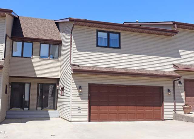 Property at 2968 Ontario Ln, Bismarck, ND 58503, 2 beds, 2.5 baths
