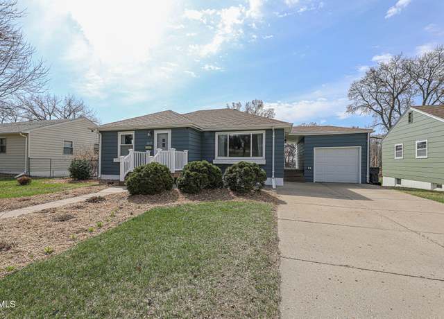 Property at 1817 E Ave Ave E, Bismarck, ND 58501, 4 beds, 2 baths