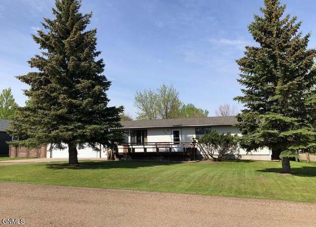 Property at 303 B St, Scobey, MT 59263, 3 beds, 2 baths
