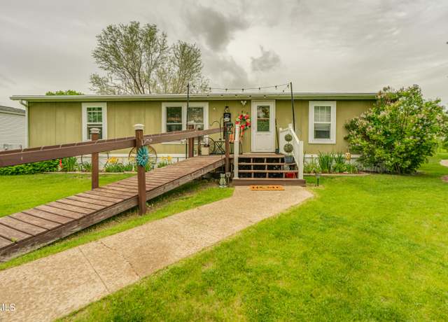 Property at 2500 Centennial Rd #410, Bismarck, ND 58503, 3 beds, 2 baths