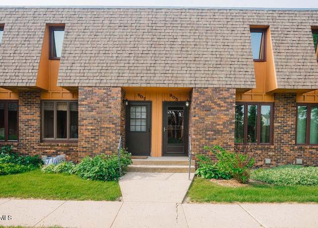 Property at 905 8th Ave NE, Jamestown, ND 58401, 2 beds, 1.5 baths