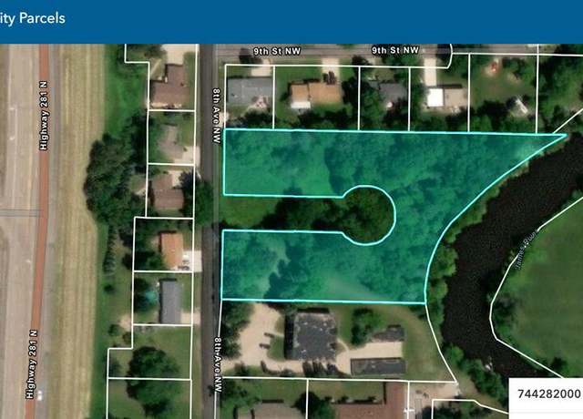 Property at 724 8th Ave NW, Jamestown, ND 58401