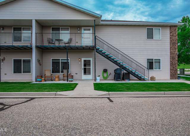 Property at 1218 35th St #1, Bismarck, ND 58501, 2 beds, 2 baths