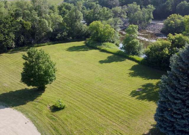 Property at 1806 Island Park Dr, Jamestown, ND 58401