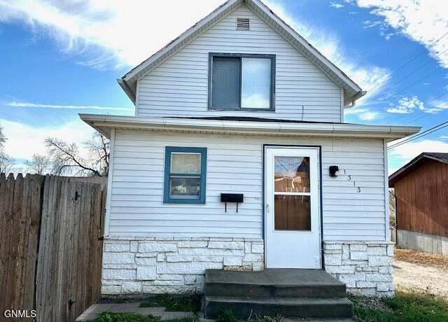 Property at 1313 E Rosser Ave, Bismarck, ND 58501, 2 beds, 2 baths