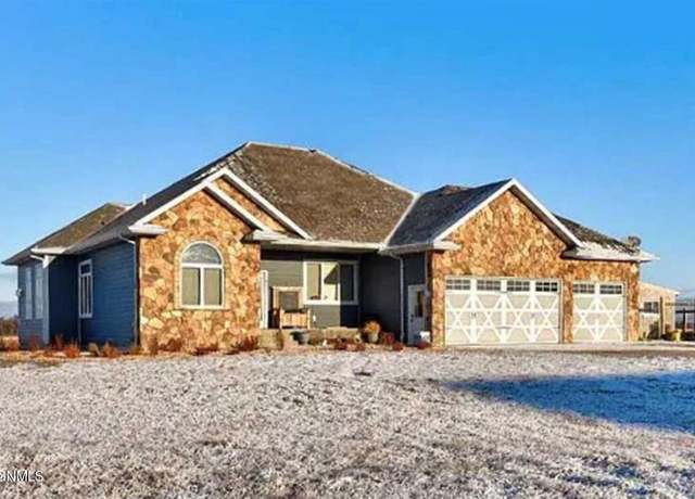 Property at 13077 20 St NW, Arnegard, ND 58835, 4 beds, 3 baths