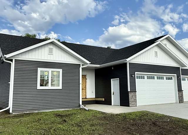 Property at 510 Koenig Dr, Bismarck, ND 58504, 4 beds, 3 baths