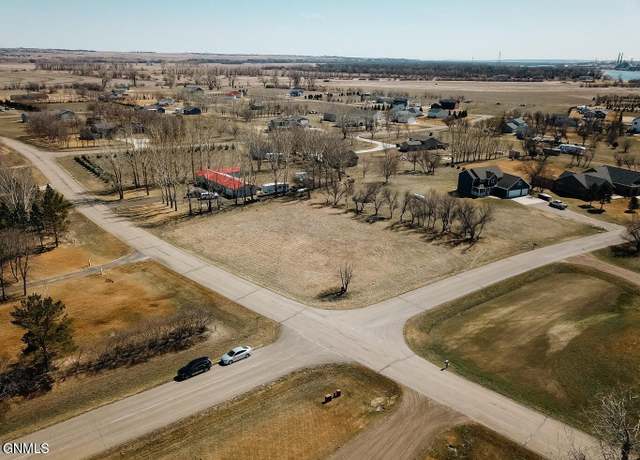 Property at 6503 Kingswood Rd, Bismarck, ND 58503