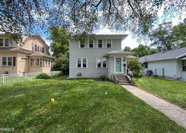 Property at 921 N 6th St, Bismarck, ND 58501, 3 beds, 1 bath