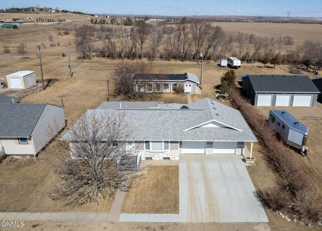 Property at 2081 38th St, Mandan, ND 58554, 4 beds, 2 baths