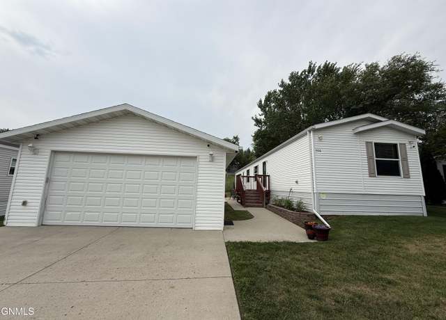 Property at 4005 North 19th St #506, Bismarck, ND 58503, 3 beds, 2 baths