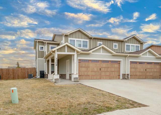 Property at 3309 33rd St W, Williston, ND 58801, 3 beds, 2.5 baths