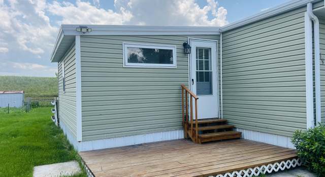 Photo of 219 Prairie Ln SW, Mandan, ND 58554