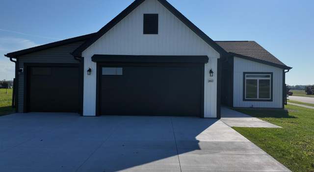 Photo of 2403 Dutton Cir SE, Mandan, ND 58554