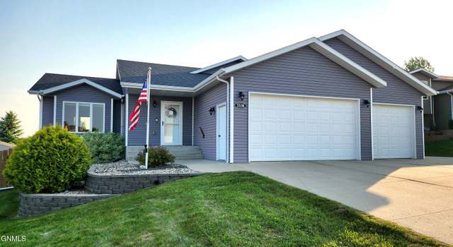 Photo of 5536 Niagara Dr, Bismarck, ND 58503