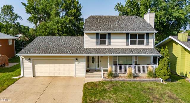 Photo of 212 Estevan Dr, Bismarck, ND 58503