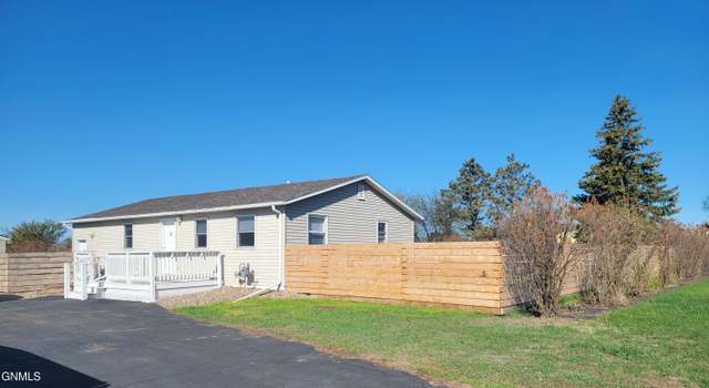 Photo of 1449 Main Ave, Washburn, ND 58577