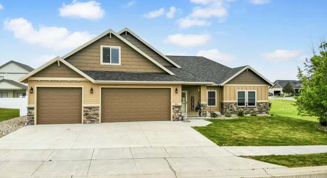 Photo of 512 70th St E, Williston, ND 58801