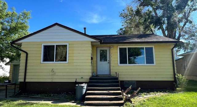 Photo of 721 6th St SE, Sidney, MT 59270