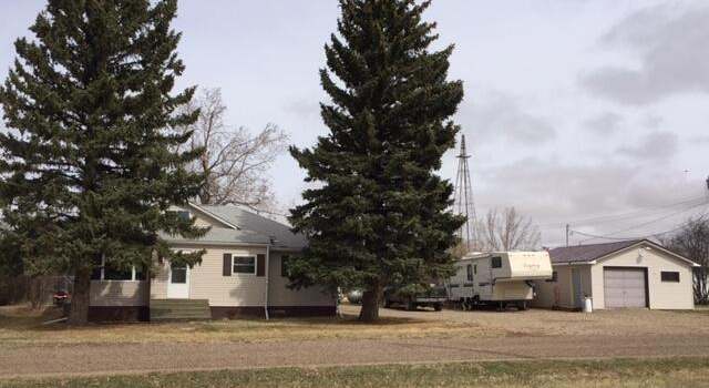Photo of 218 2nd Ave W, Outlook, MT 59252