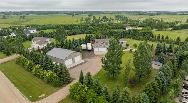 Photo of 4409 Crescent Ridge Rd, Bismarck, ND 58503