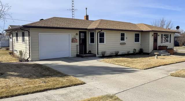 Photo of 421 1st St NE, Linton, ND 58552