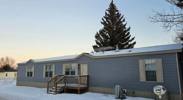 Photo of 1916 Sioux St, Williston, ND 58801
