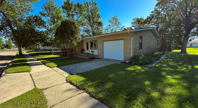 Photo of 209 10th St, Wishek, ND 58495