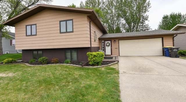 Photo of 1407 6th Ave NE, Jamestown, ND 58401