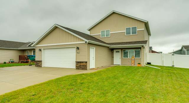 Photo of 3057 Whitlow St, Lincoln, ND 58504