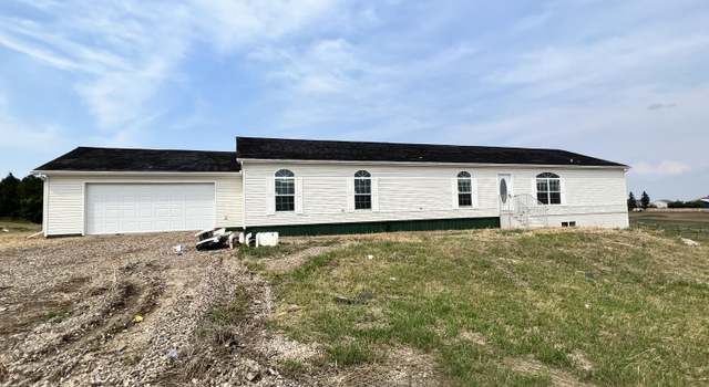 Photo of 1116 17th Ave SW, Watford City, ND 58854