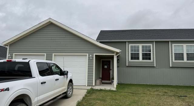 Photo of 205 24th Ave NE, Watford City, ND 58854