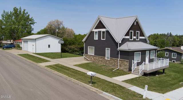 Photo of 204 7th St N, New Salem, ND 58563