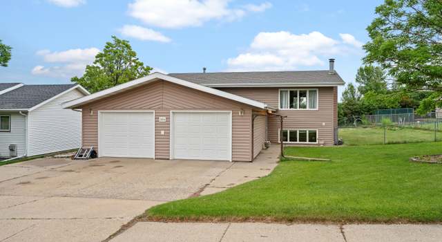 Photo of 2104 12th Ave SE, Mandan, ND 58554